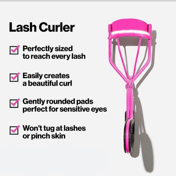 2/$20 Betsy Johnson Eyelash Curler - Picture 3 of 5